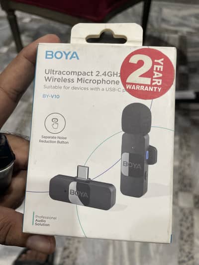 BOYA ultra compact 2.4 ghz wireless microphone