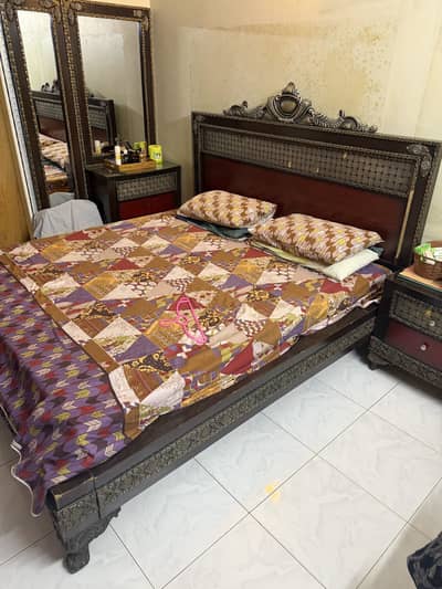 King Sized Bed Set