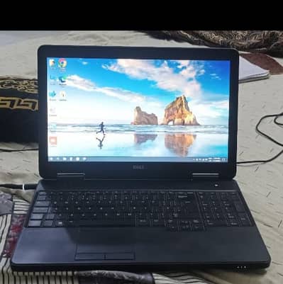 DELL Latitude E5540 || core i5 4th Gen
