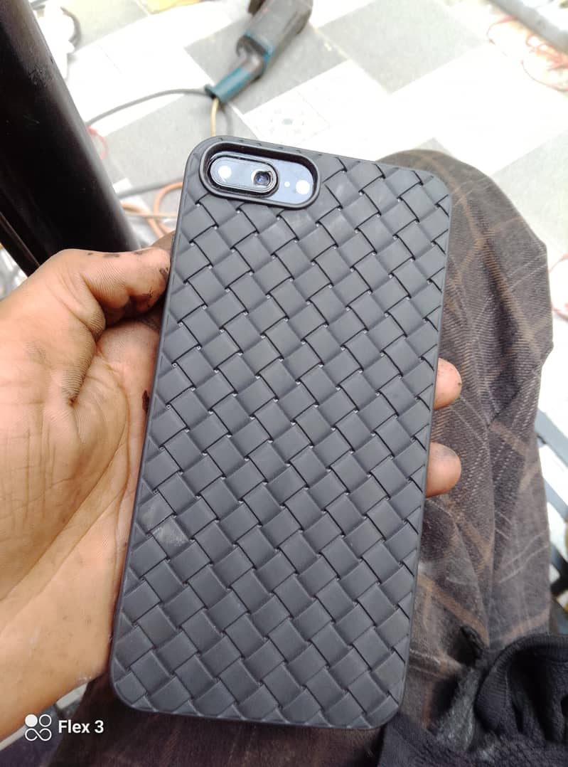 Apple iPhone 7 plus 4