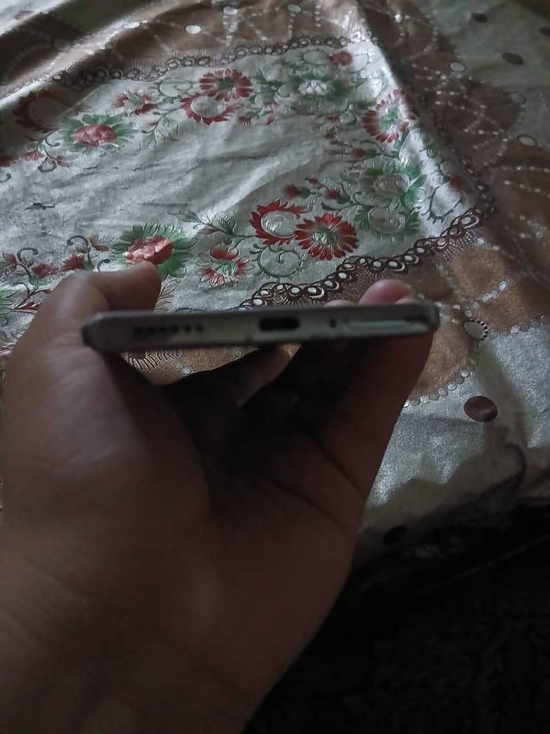 Camon 40 pro 3