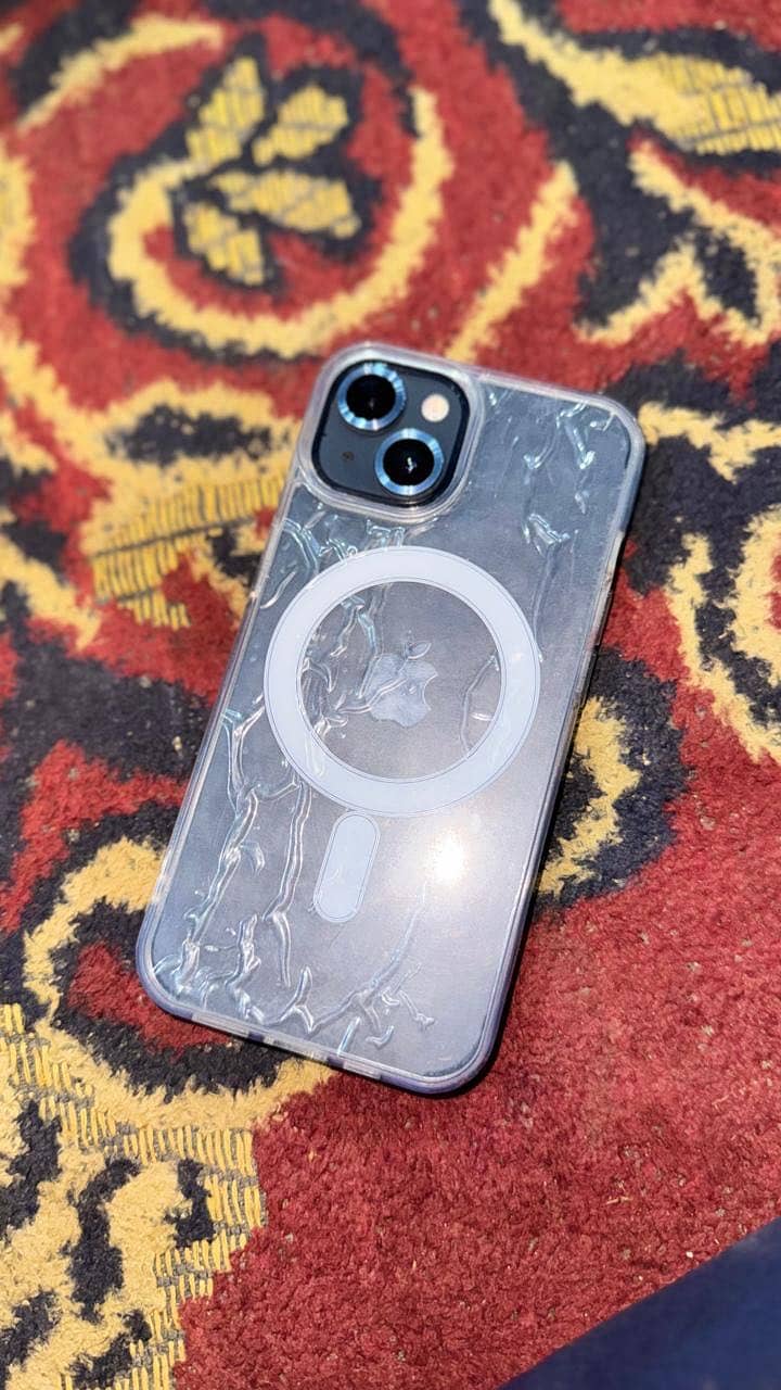 Apple iPhone 13 2