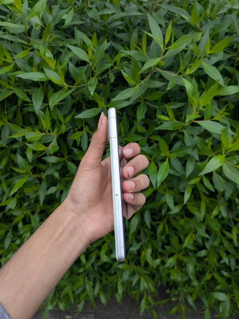 Google Pixel 7 2
