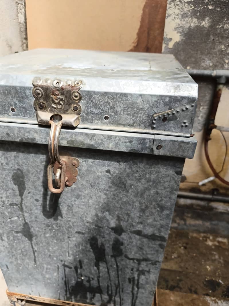 ata storage box 1