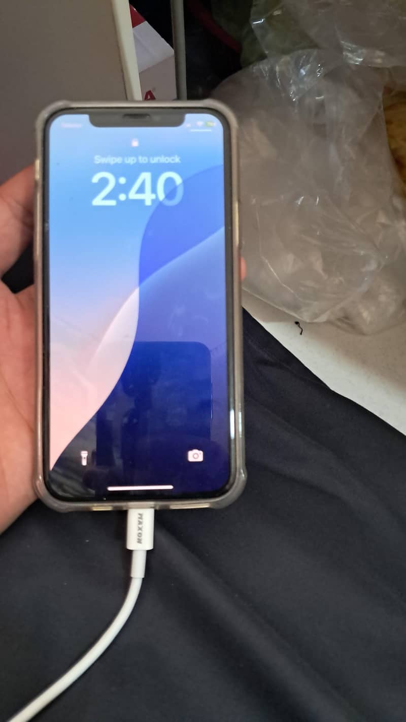 Apple iPhone 11 3