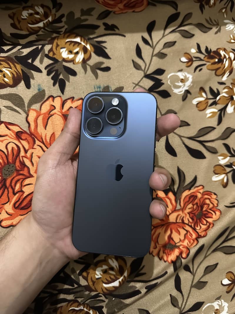 iPhone 15 Pro 3