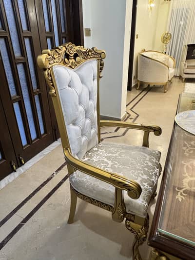 Dining table 6 seater