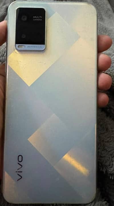 Vivo Y21