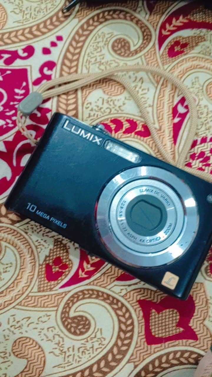 camera 1