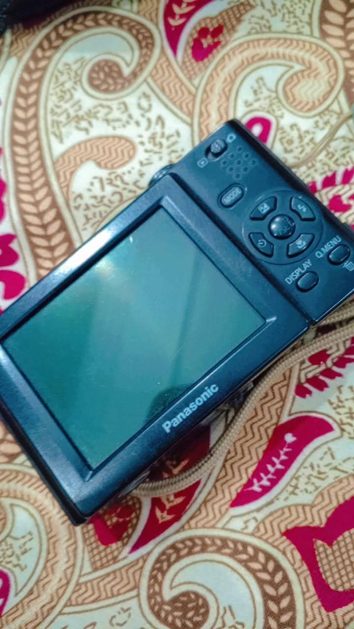 camera 3