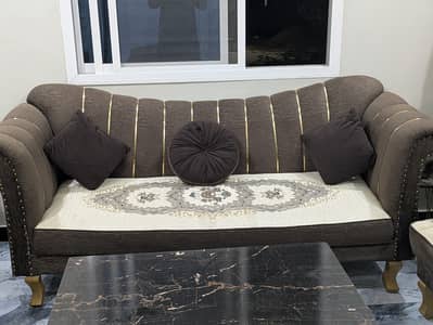 7 Seater Sofa Set – Excellent Condition (6 Months Used)