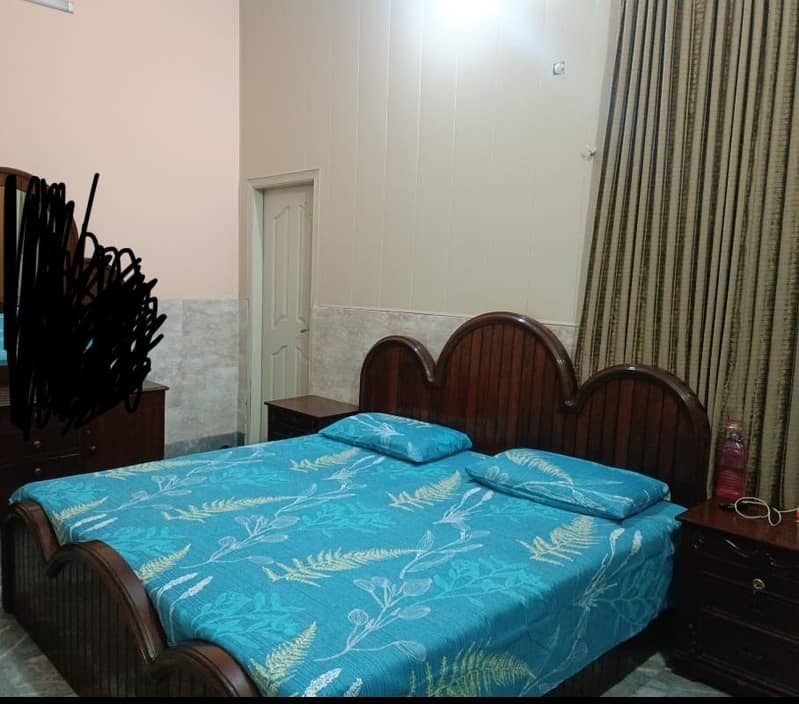 bed set with side tables 0