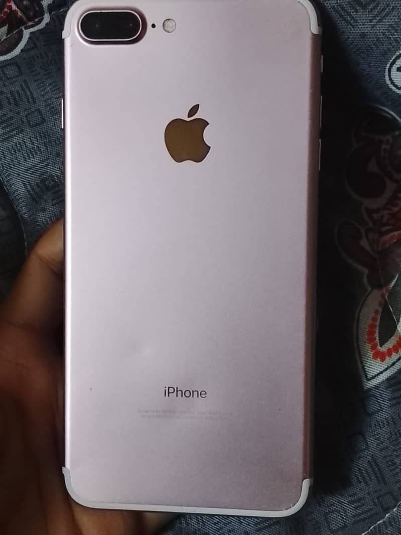 Apple iPhone 7 Plus 5