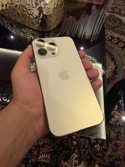 Iphone 14 pro max 512 gb Non-pta LLA model 9.9/10 condition