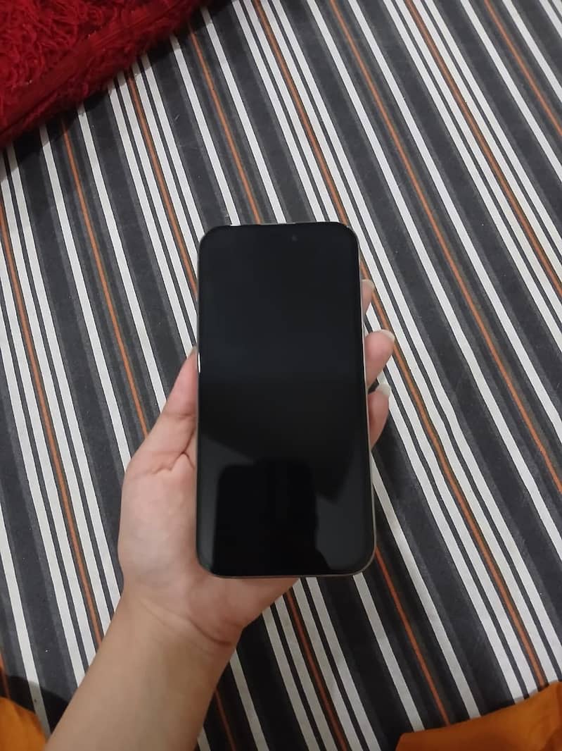 iPhone 15 Pro 2
