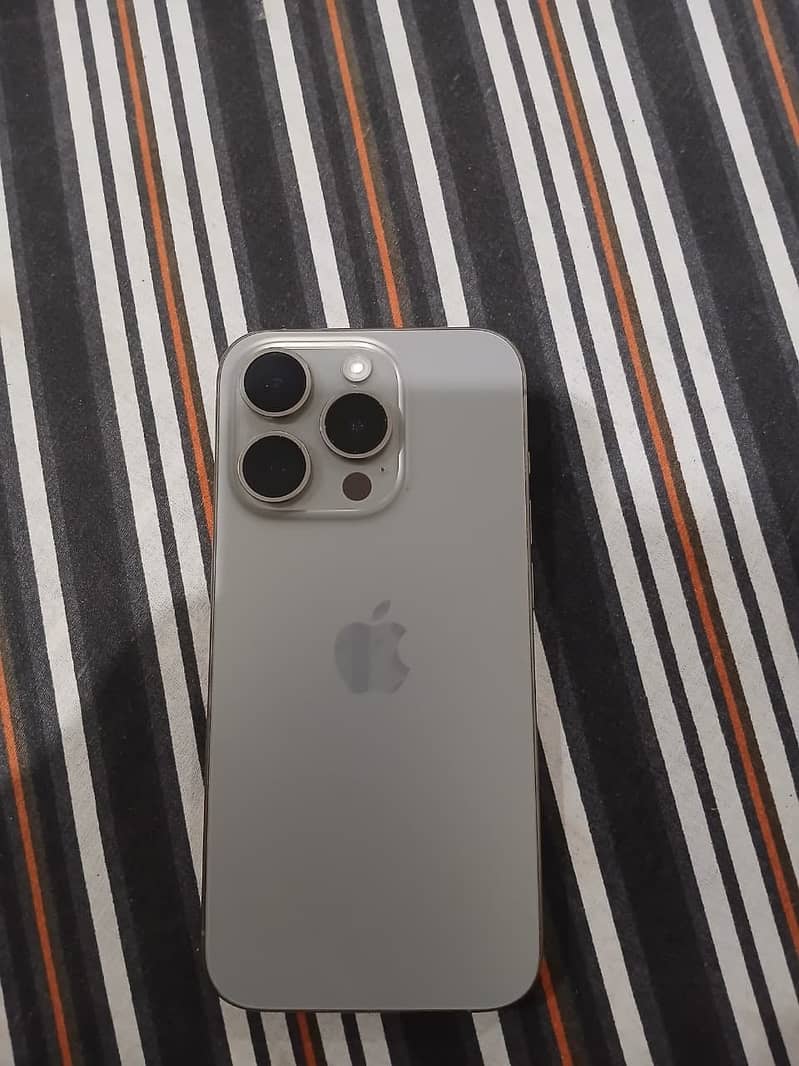 iPhone 15 Pro 6