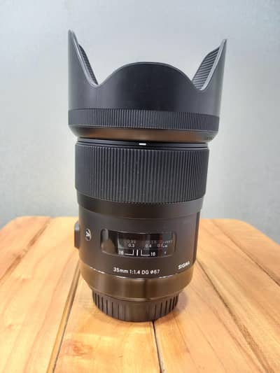 Sigma 35mm f/1.4 DG Canon EF Mount For Sale Canon EF mount