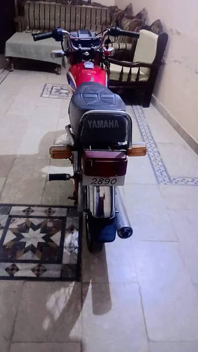 Yamaha 100 genion