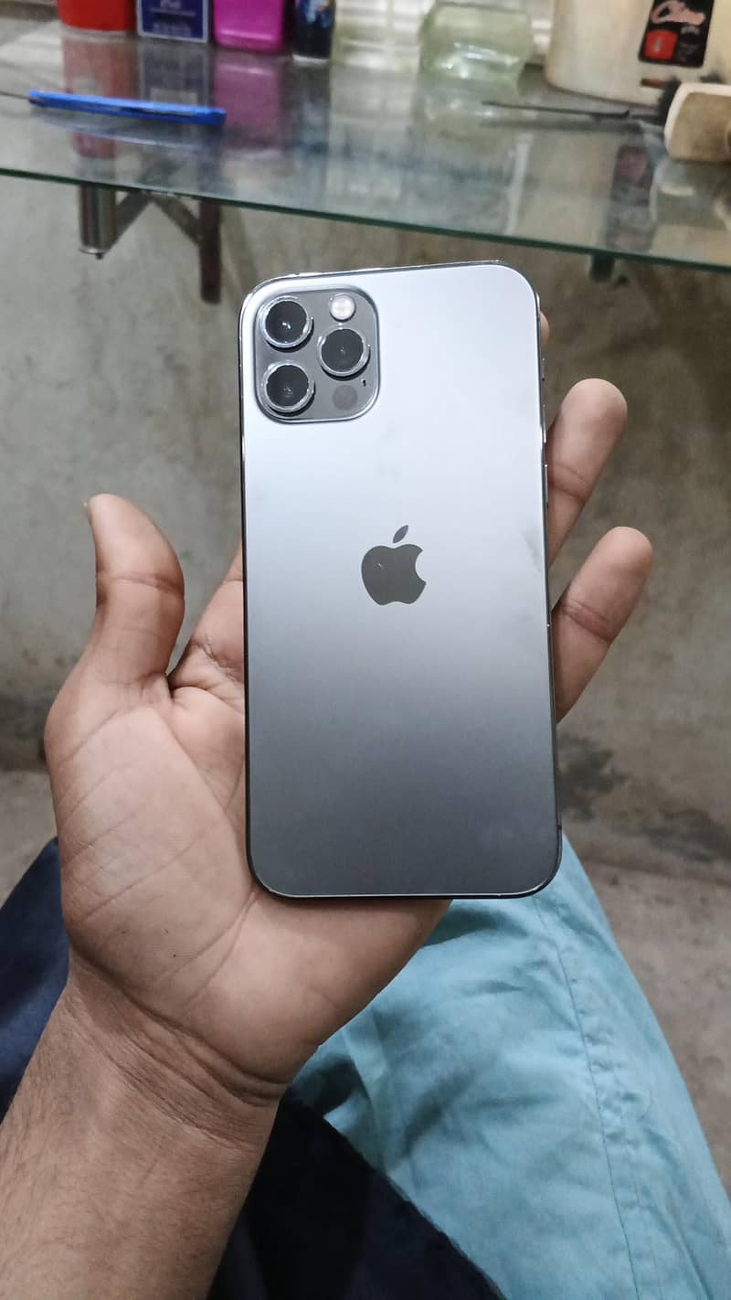 Apple iPhone 12 Pro 0