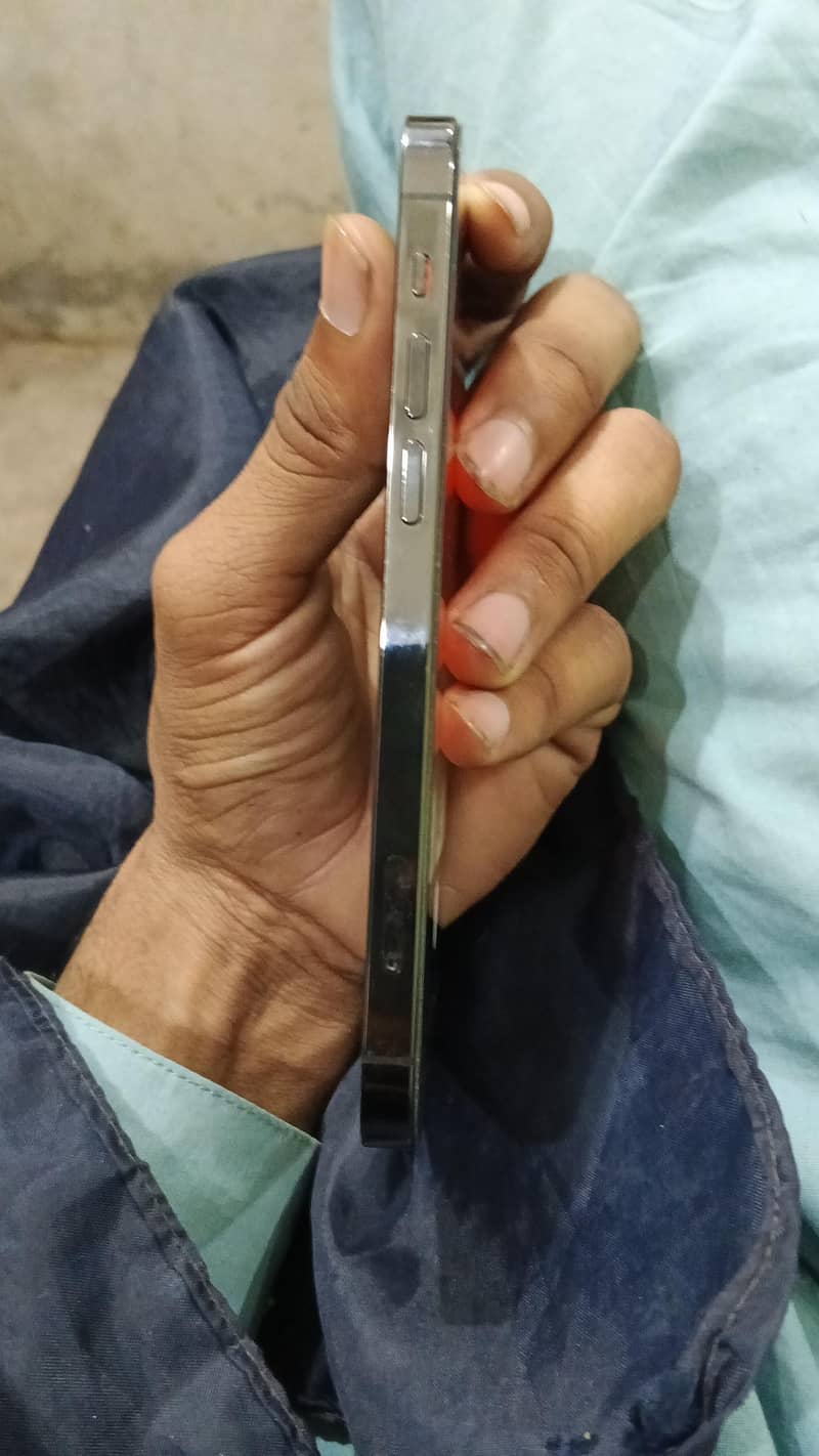 Apple iPhone 12 Pro 5