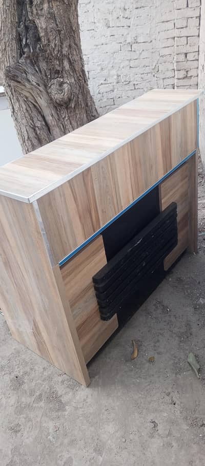 Reception Table /Repairing counter