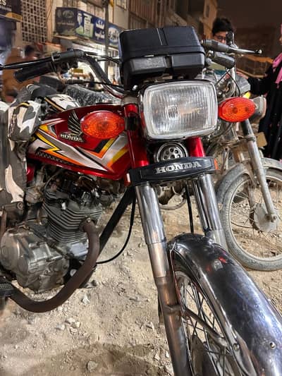 Honda cg 125 Karachi nambr 2017