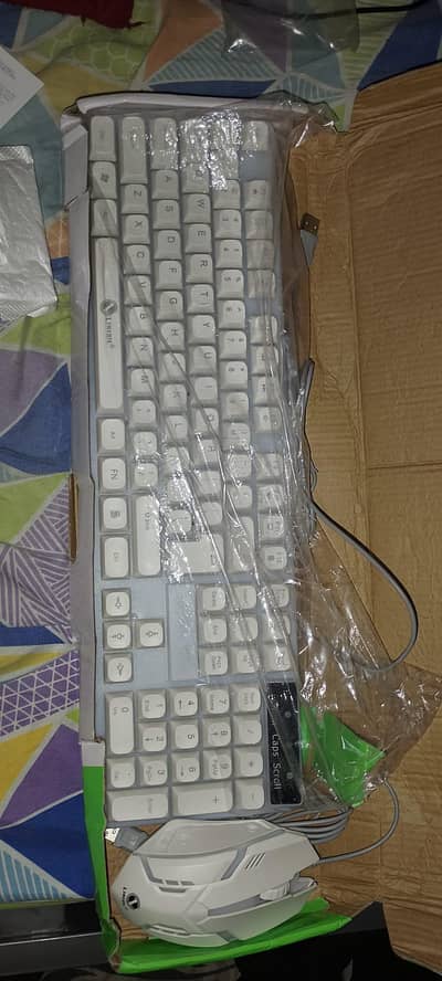 Logitech lighting keyboard