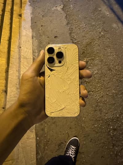 15 pro white 128gb 86 health 549cc