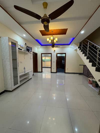 7 Marla Neat And Clean House For Rent In Abubaker Block Very Near To Park Market And Mosque