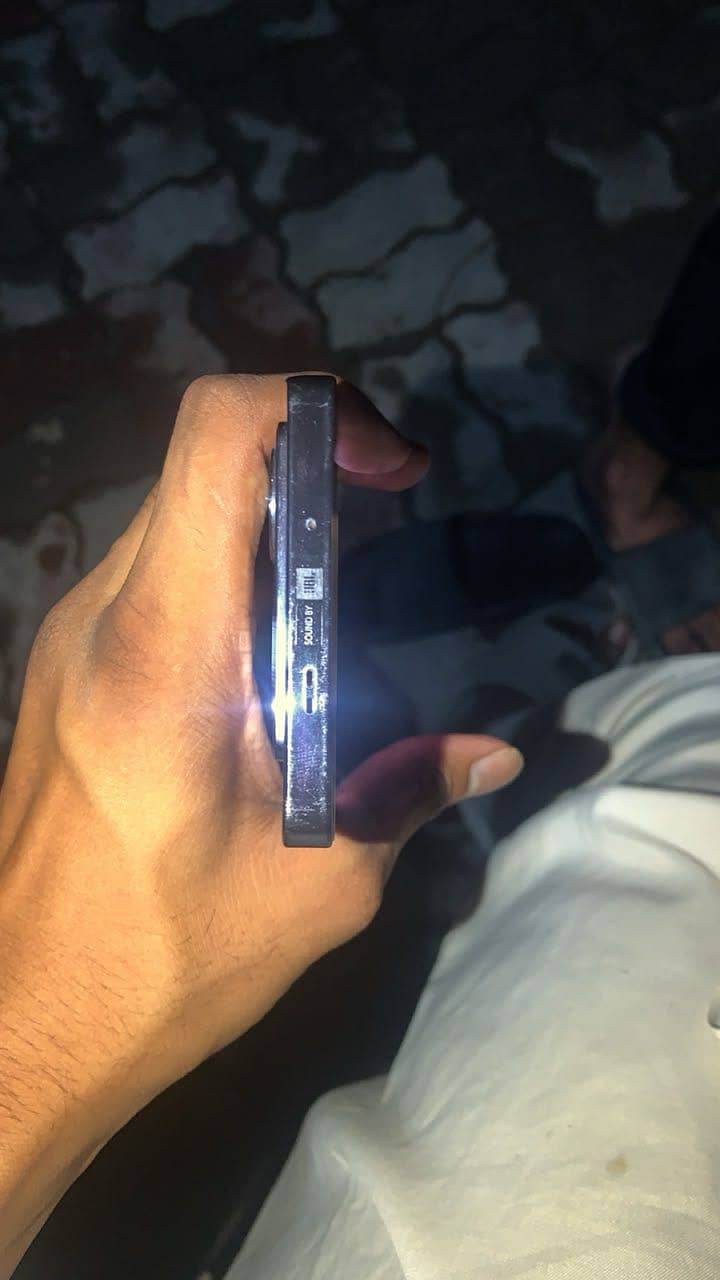 Infinix note 40 4