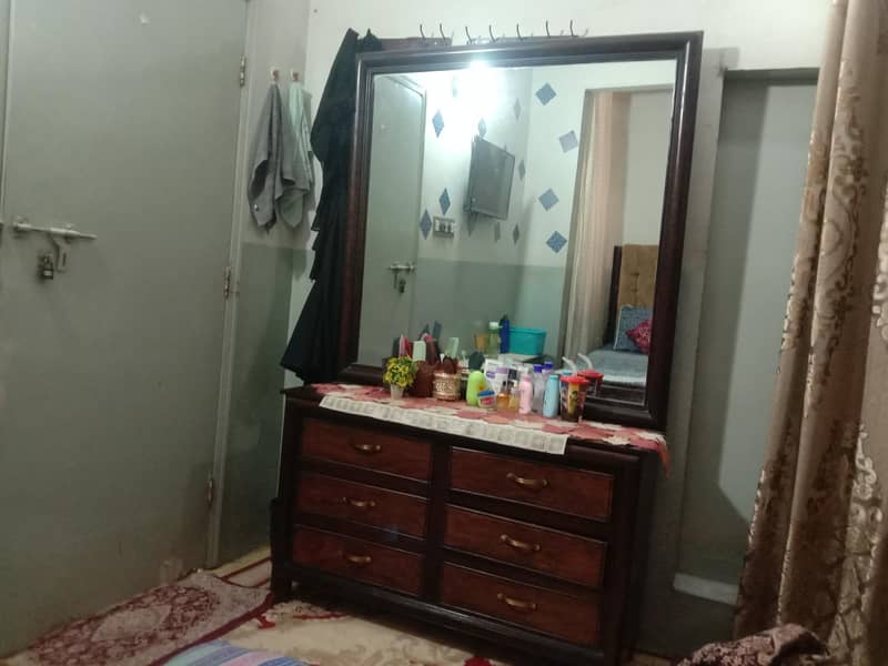 Dressing table 1