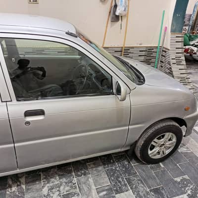 Daihatsu Cuore 2011