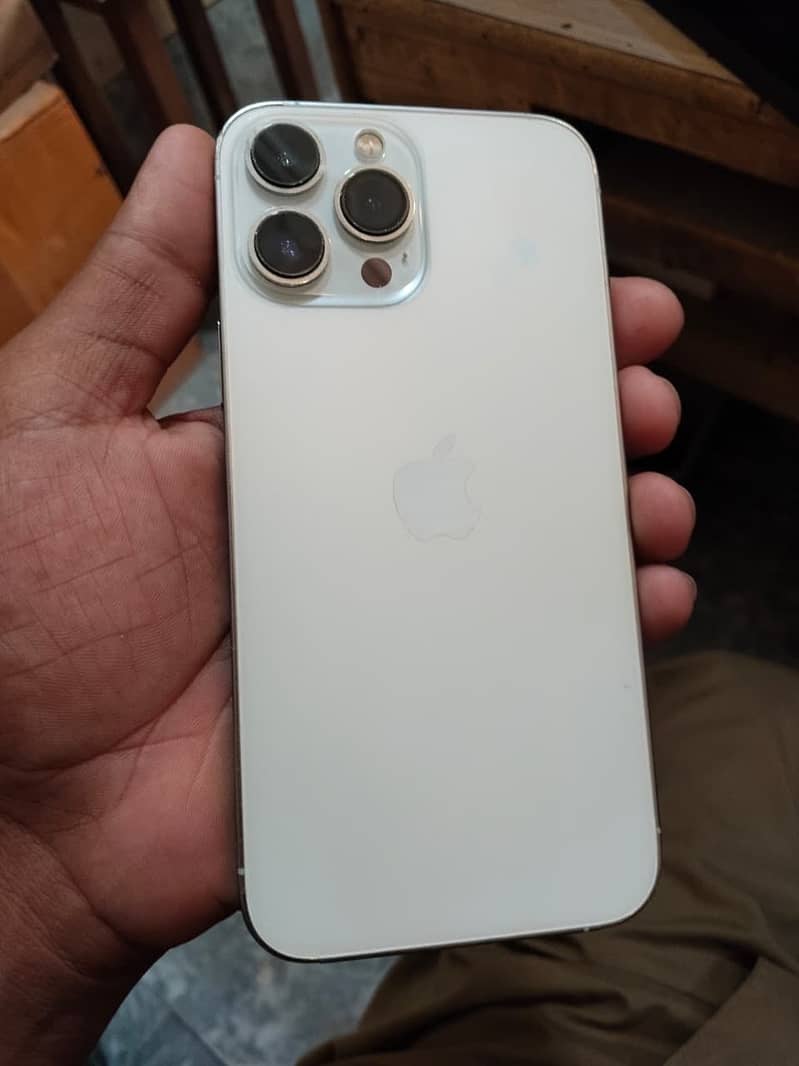 iPhone 13pro max 2
