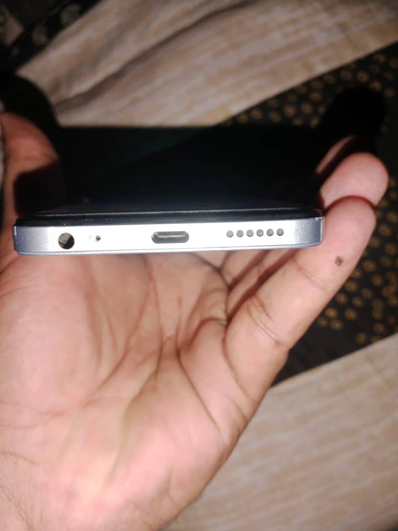 Tecno Spark 4