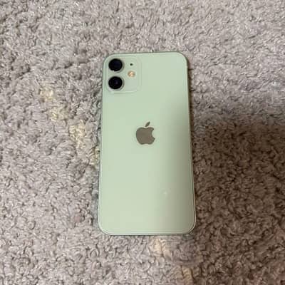 Apple iPhone 12