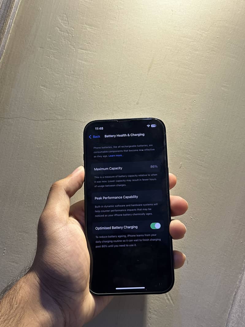 Apple iPhone 14 4