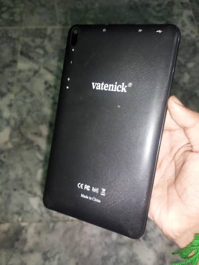 •URGENT SALE• VATNICK 7 INCH TAB