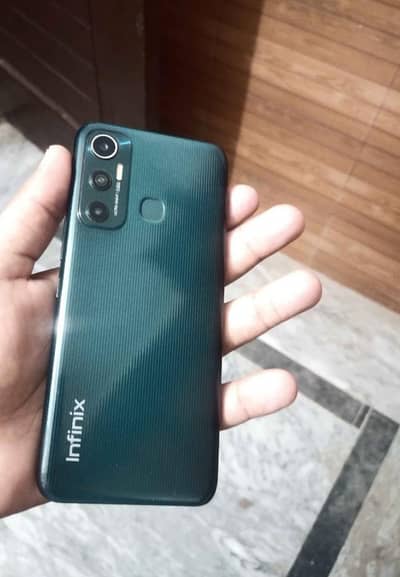 Infinix Hot 11