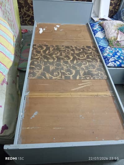 singal solid wood bed