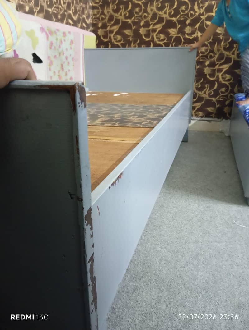 singal solid wood bed 3