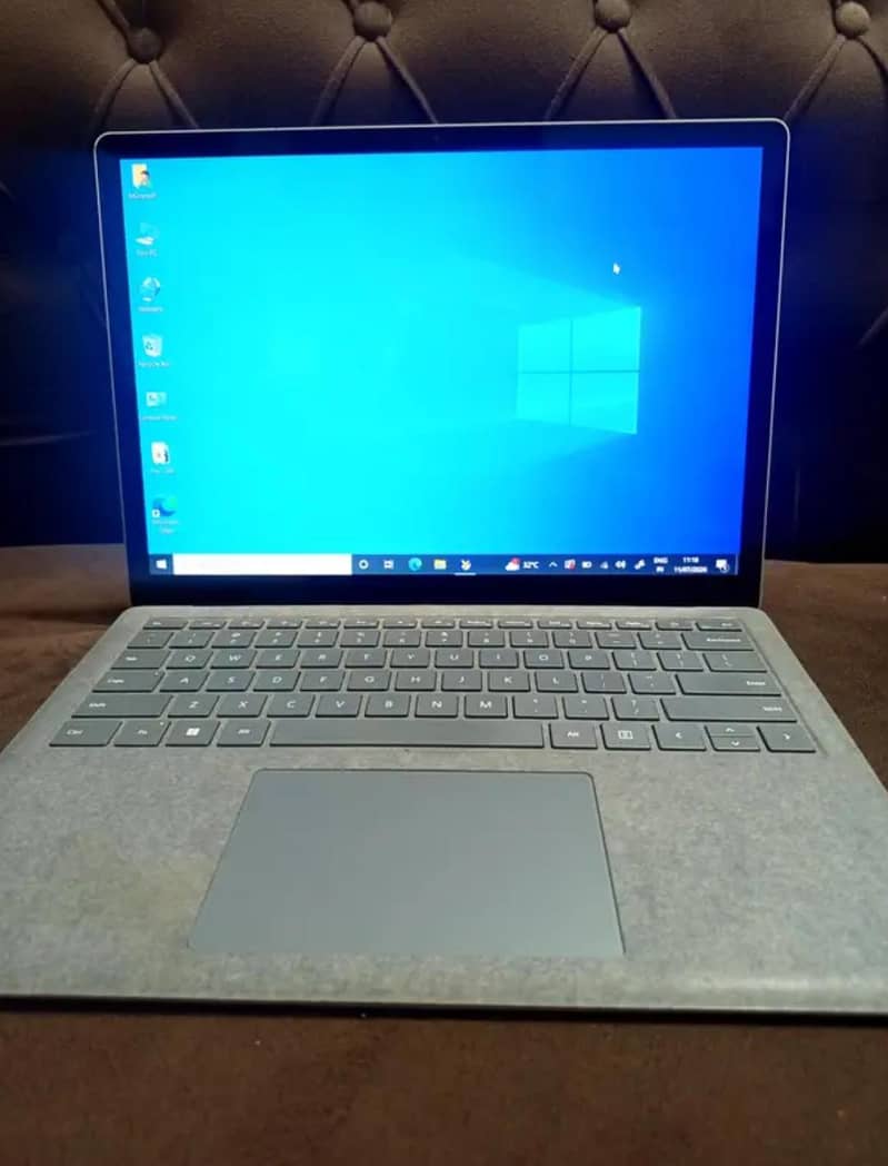 Microsoft Surface Laptop 4 (i7 11gen) 2