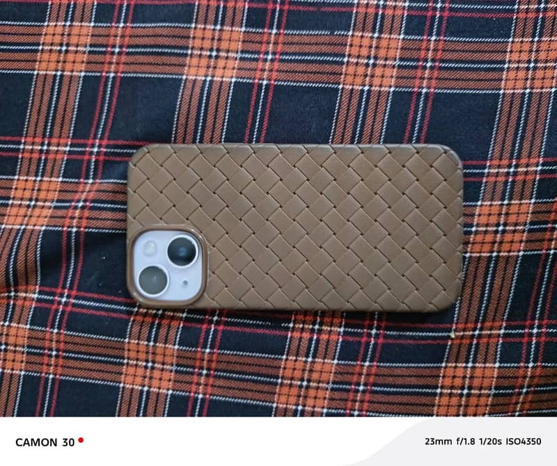 iPhone 14 3