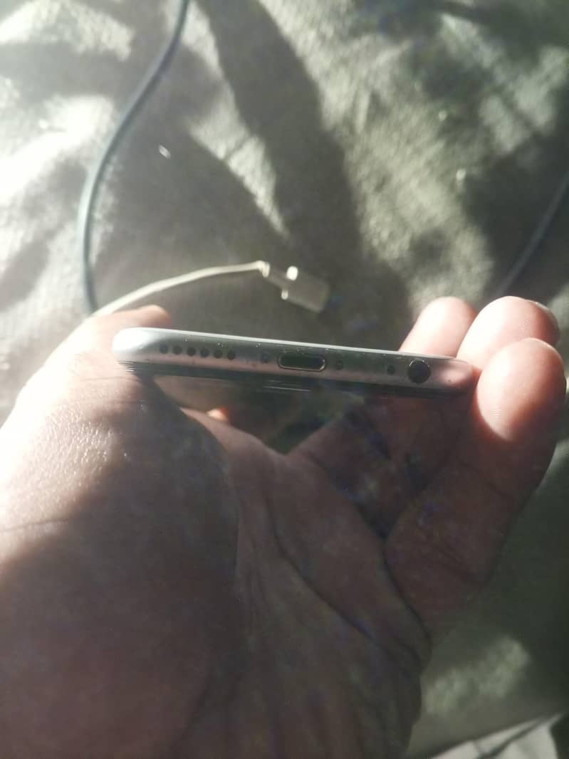 Apple iPhone 6 3