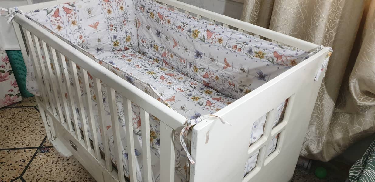 Baby cot 10