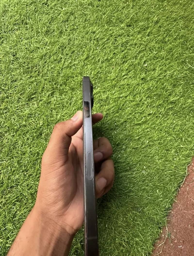 Iphone 13 pro max 2
