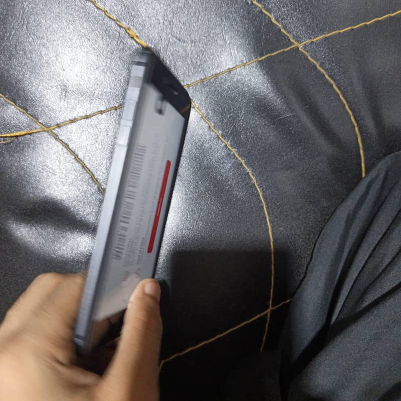 Apple iPhone 8 Plus 1