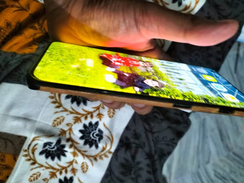One Plus 10 Pro 4
