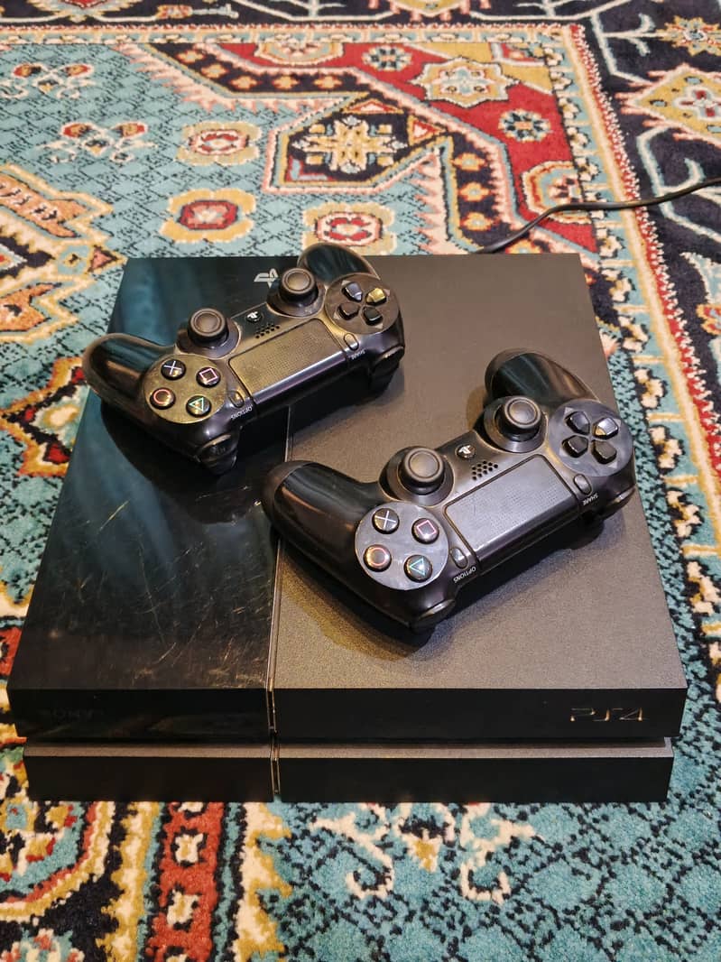 PS4 UAE fat version 0