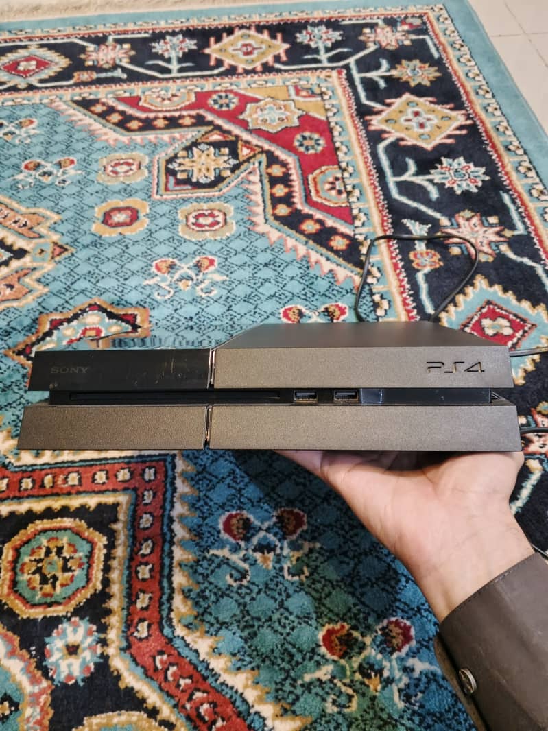 PS4 UAE fat version 2