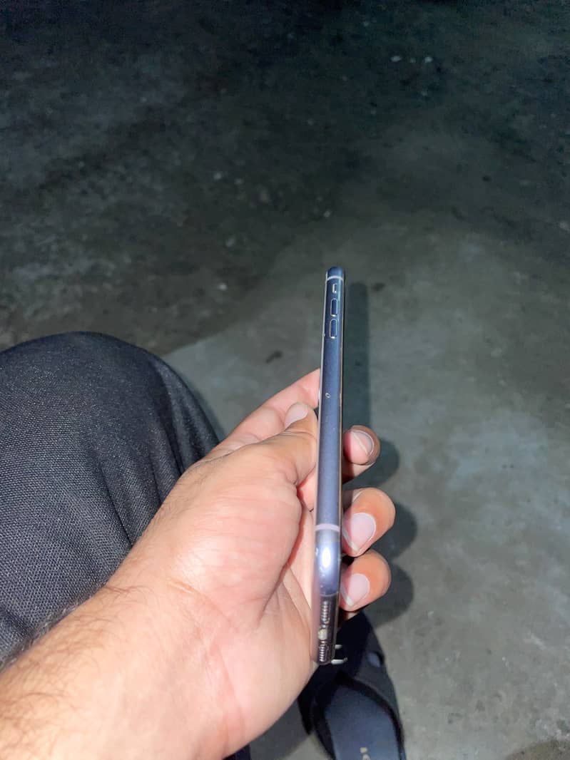 Apple iPhone 11 2